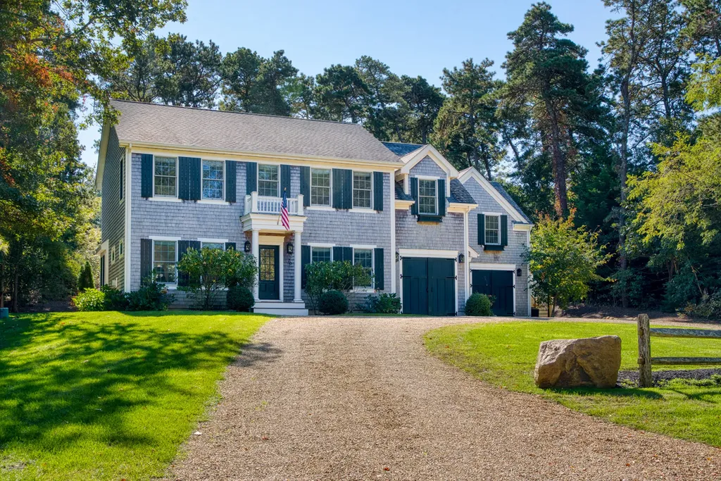 16 Mockingbird Drive Edgartown MA 02539