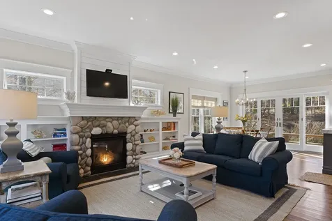 16 Mockingbird Drive Edgartown MA 02539