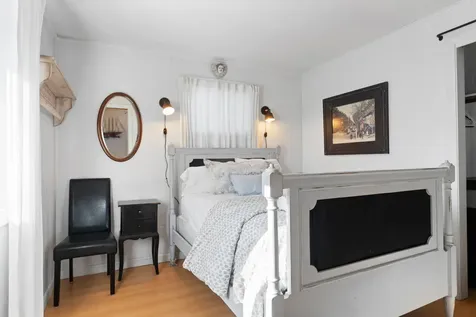 160 Bernard Circle Vineyard Haven MA 02568