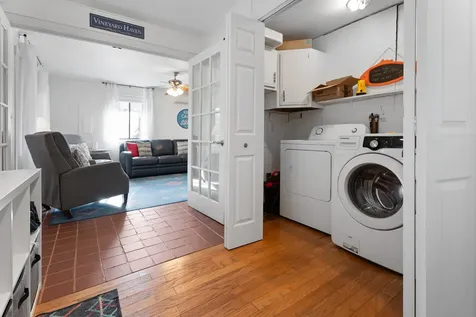 160 Bernard Circle Vineyard Haven MA 02568