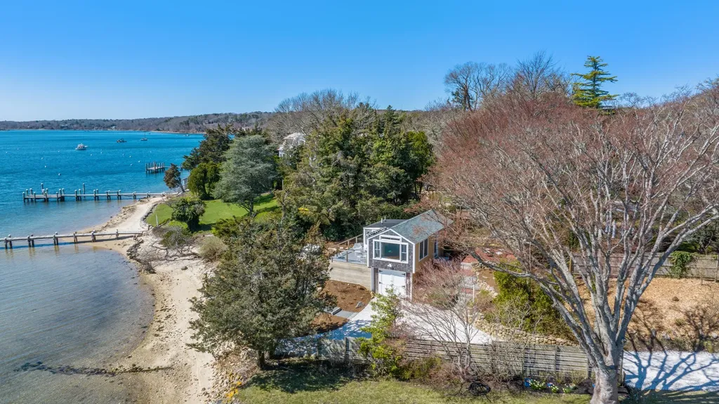 61 Hines Point Road Vineyard Haven MA 02568