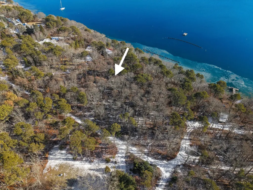 0 Weaver Lane (Lot 5) Vineyard Haven MA 02568