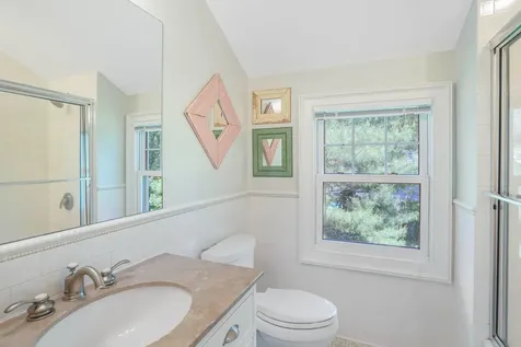 385 Barnes Road Oak Bluffs MA 02557