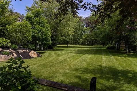 4 Quail Run Oak Bluffs MA 02557