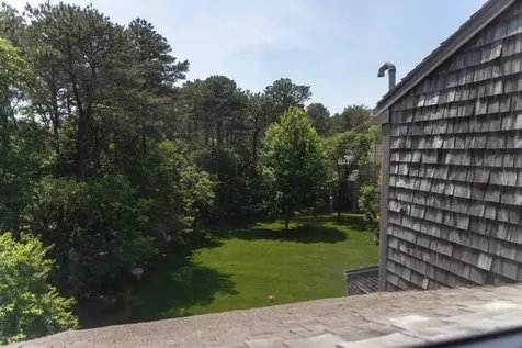 4 Quail Run Oak Bluffs MA 02557