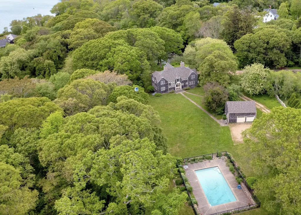 20 James Pond Way West Tisbury MA 02575