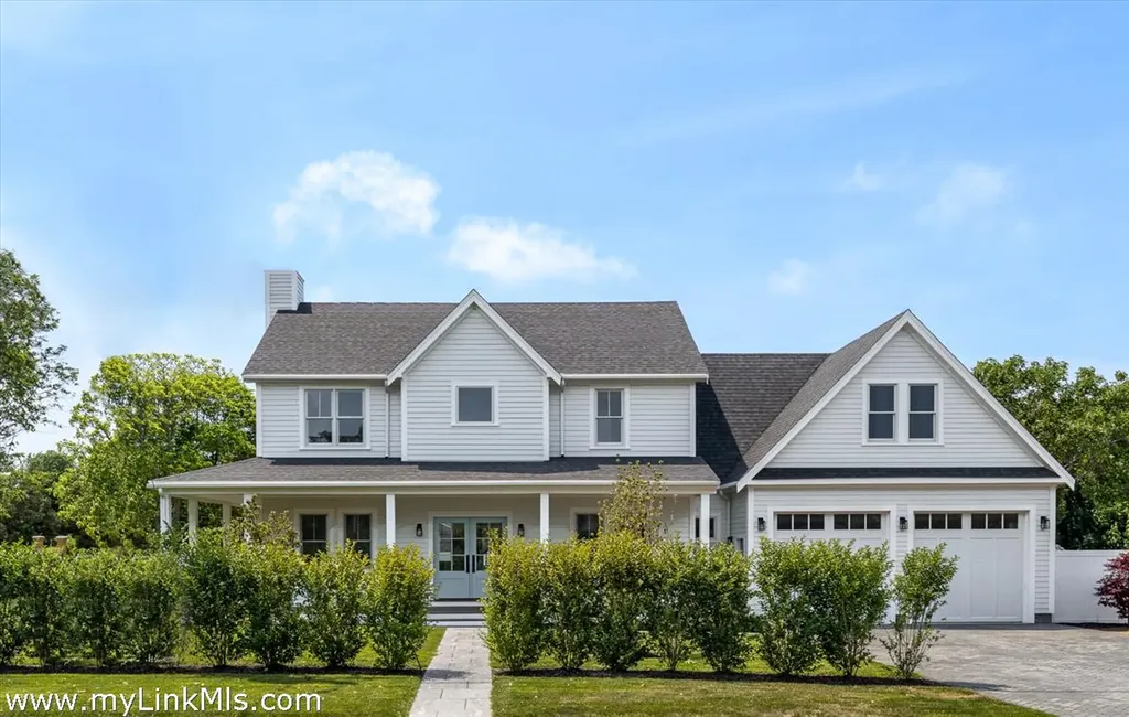 30 Franklin Avenue Oak Bluffs MA 02557