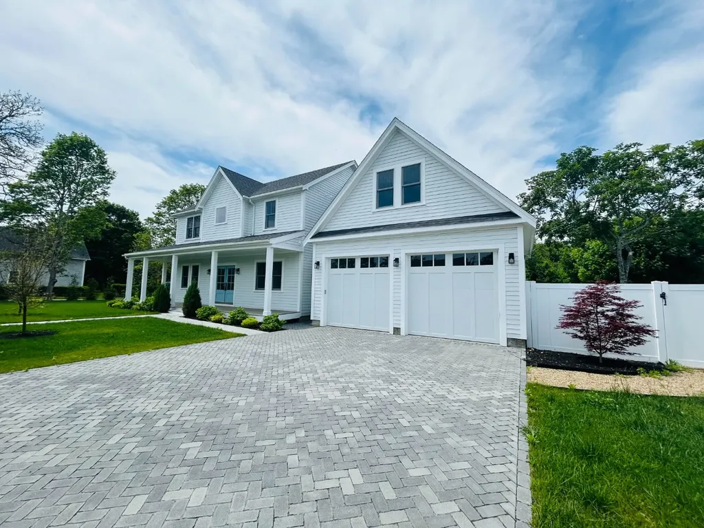 30 Franklin Avenue Oak Bluffs MA 02557