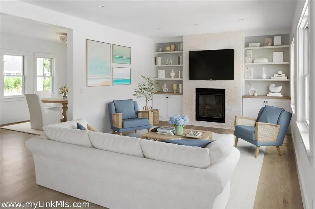 30 Franklin Avenue Oak Bluffs MA 02557