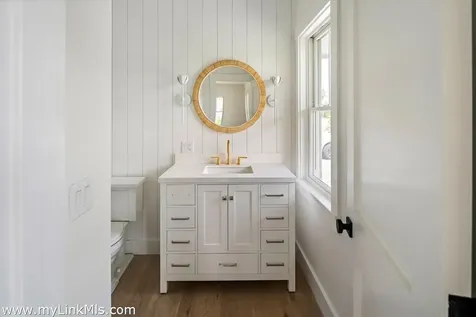 30 Franklin Avenue Oak Bluffs MA 02557