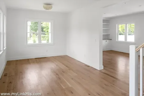 30 Franklin Avenue Oak Bluffs MA 02557