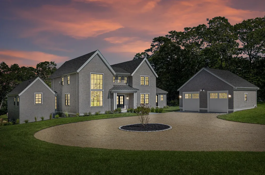 41 Crowell Lane Vineyard Haven MA 02568