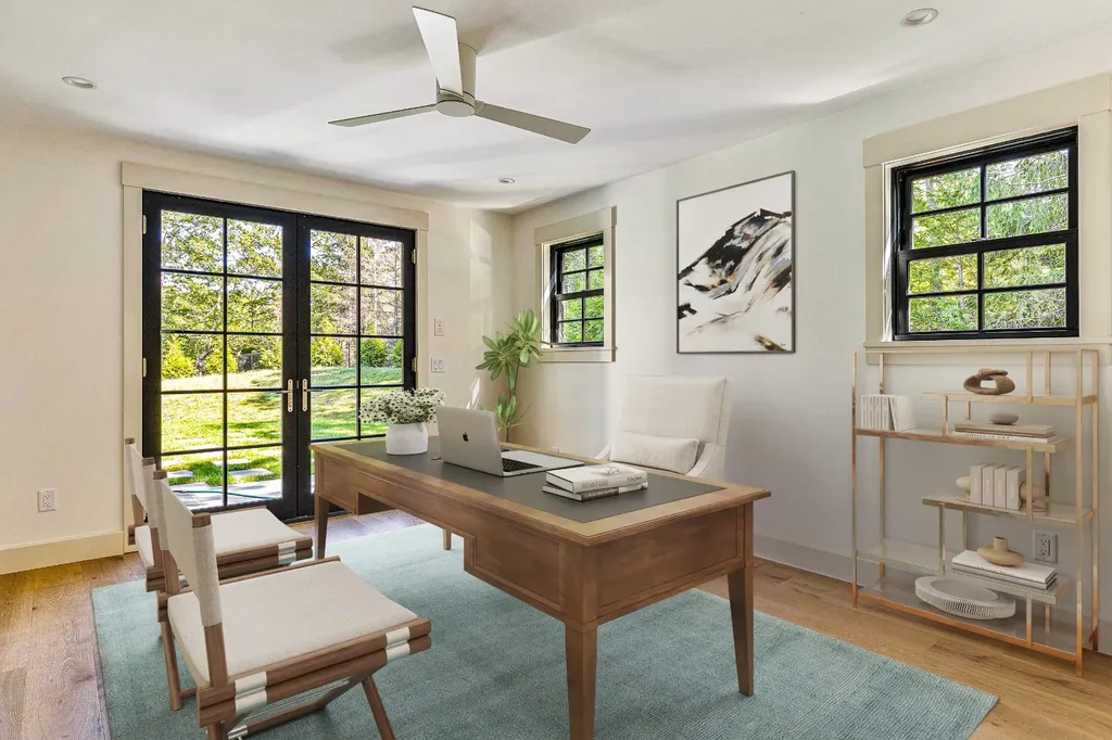 41 Crowell Lane Vineyard Haven MA 02568