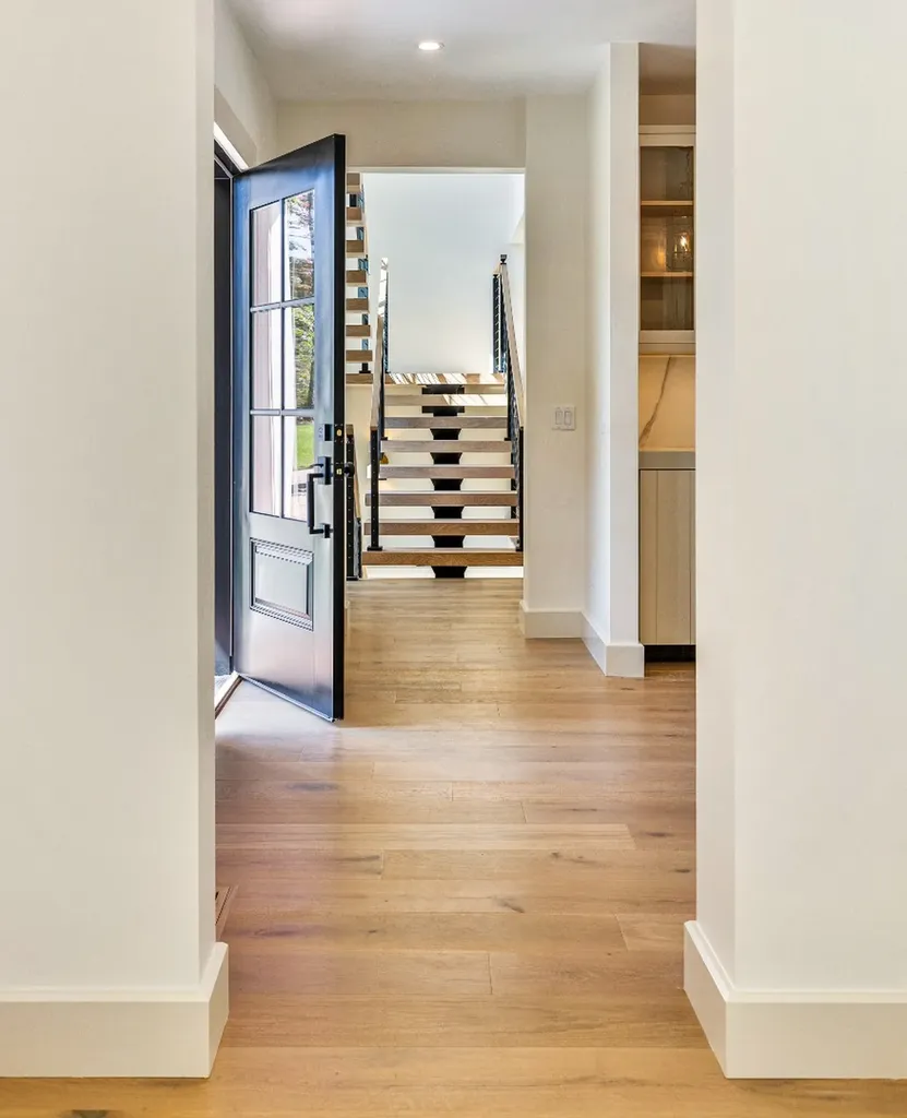 41 Crowell Lane Vineyard Haven MA 02568