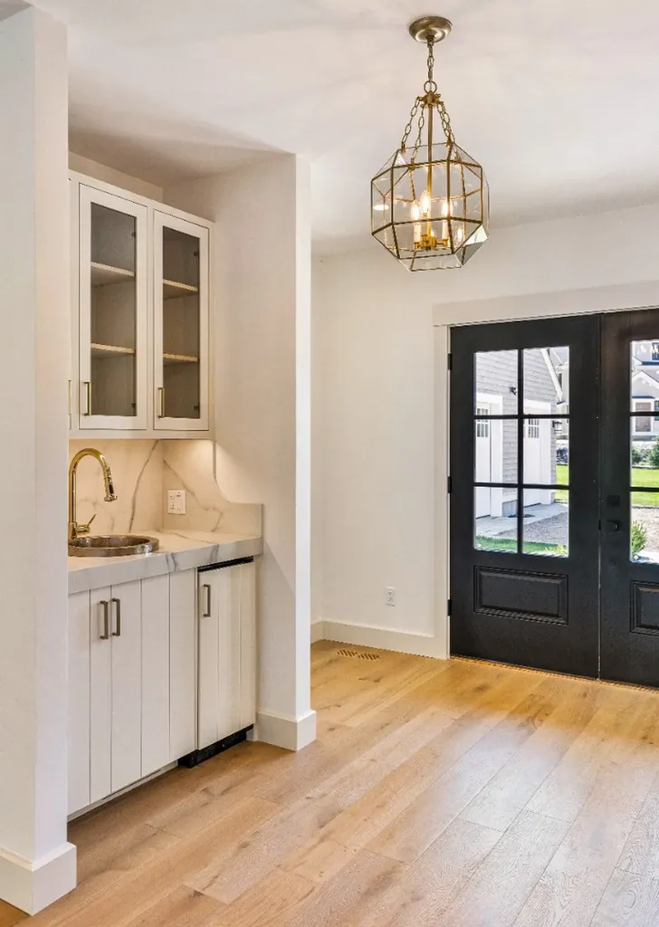 41 Crowell Lane Vineyard Haven MA 02568