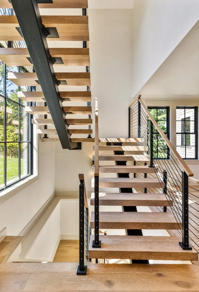 41 Crowell Lane Vineyard Haven MA 02568