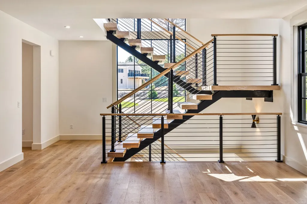 41 Crowell Lane Vineyard Haven MA 02568