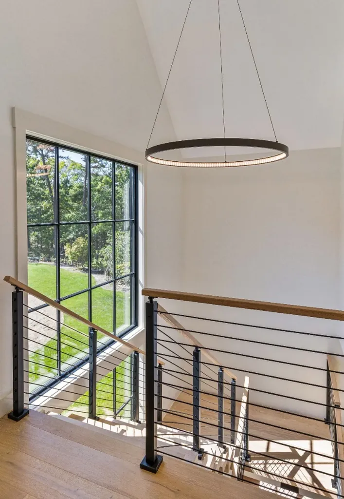 41 Crowell Lane Vineyard Haven MA 02568