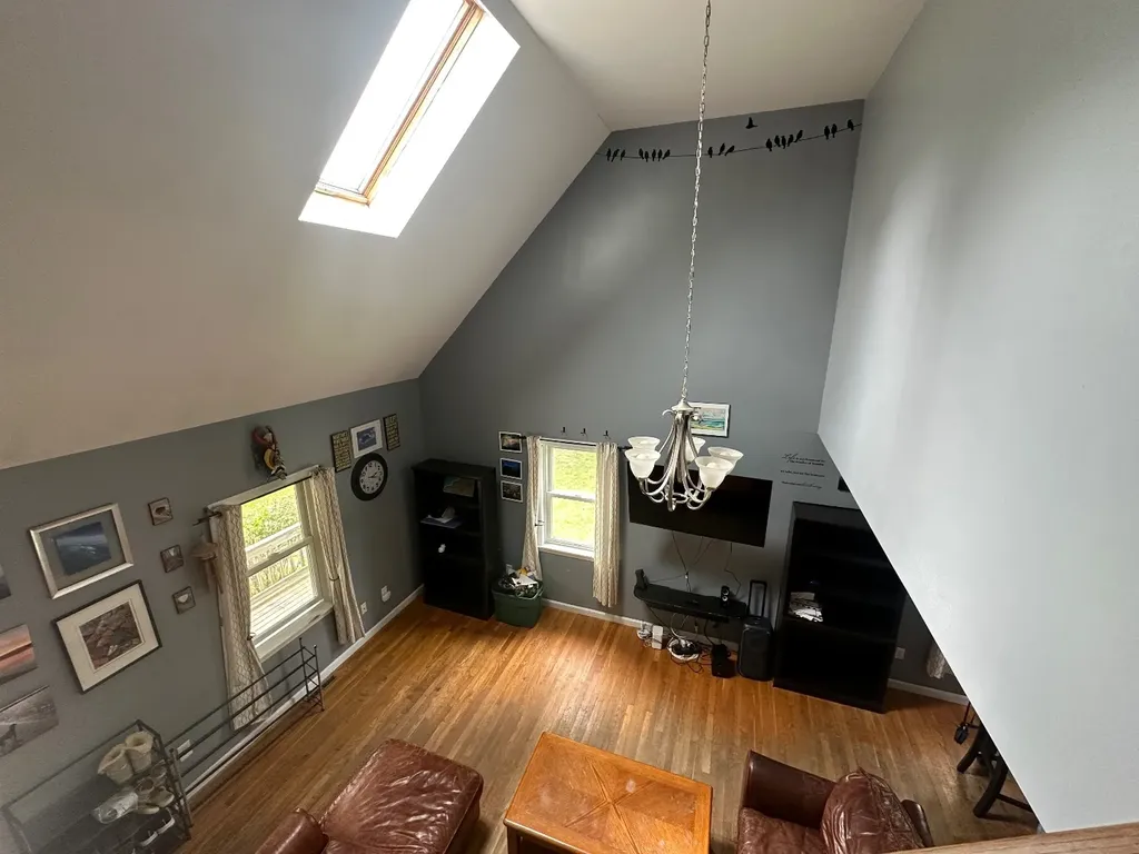 96 Manchester Avenue Oak Bluffs MA 02557