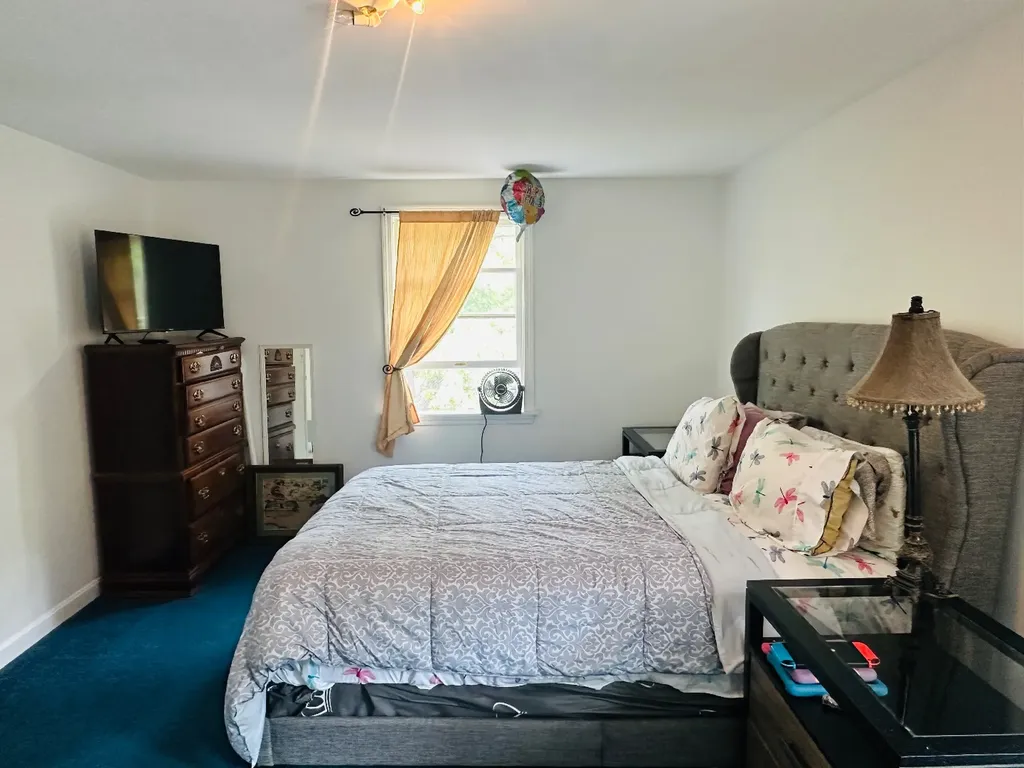 96 Manchester Avenue Oak Bluffs MA 02557