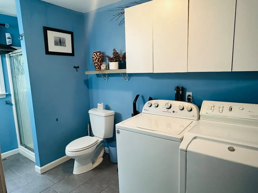 96 Manchester Avenue Oak Bluffs MA 02557