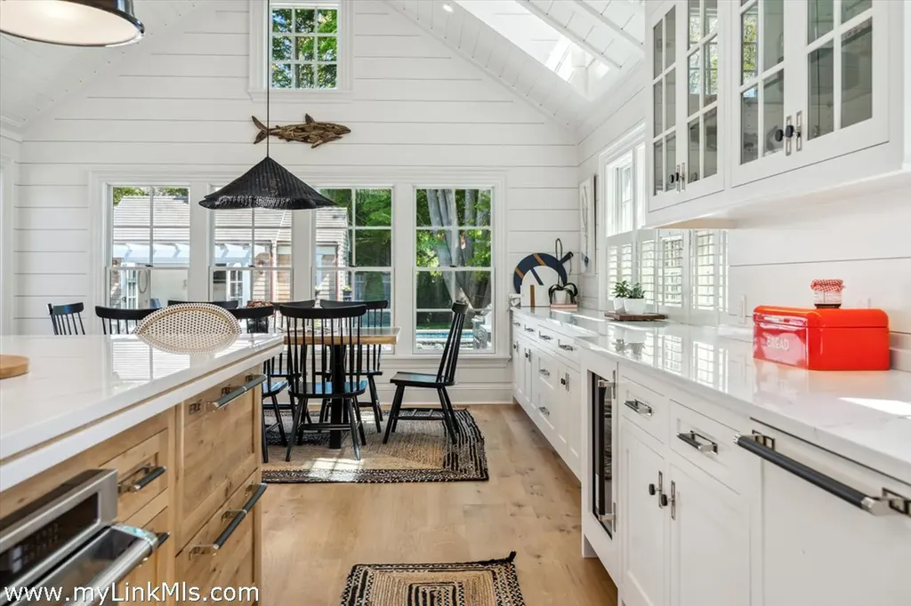 43 Peases Point Way S Edgartown MA 02539