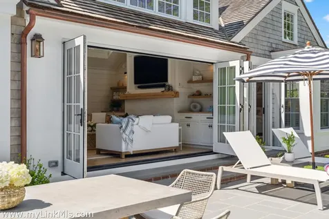 43 Peases Point Way S Edgartown MA 02539