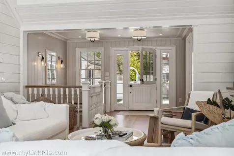 43 Peases Point Way S Edgartown MA 02539