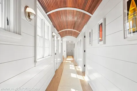 43 Peases Point Way S Edgartown MA 02539