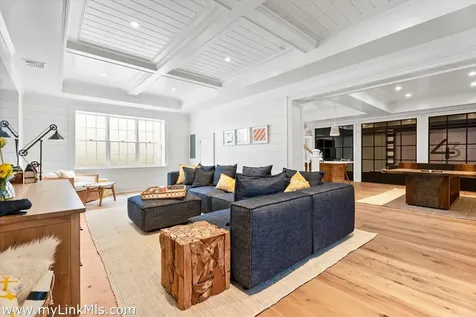 43 Peases Point Way S Edgartown MA 02539