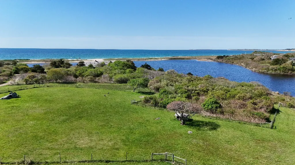 25 Osprey Lane Chilmark MA 02535