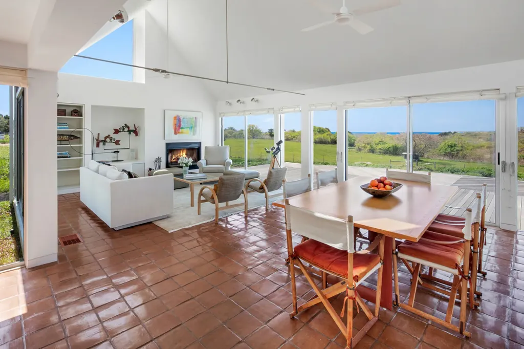 25 Osprey Lane Chilmark MA 02535