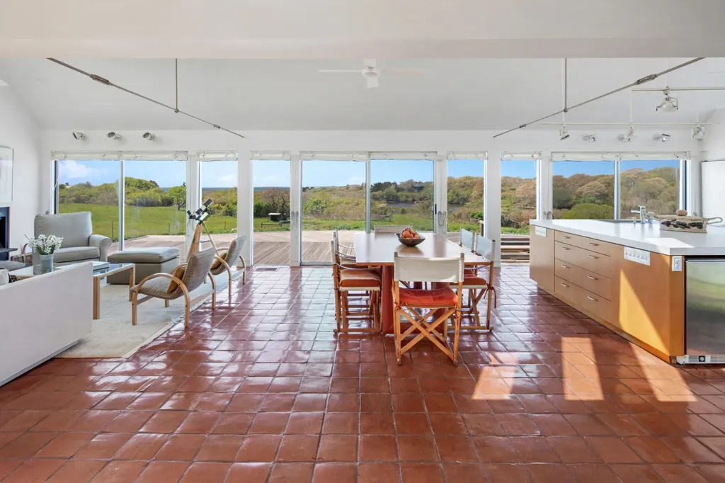 25 Osprey Lane Chilmark MA 02535