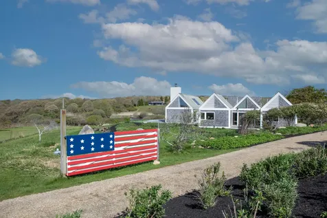 25 Osprey Lane Chilmark MA 02535