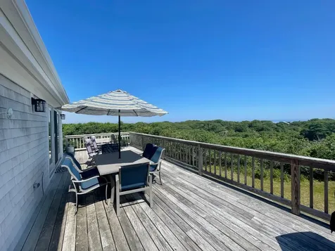 12 Lobsterville Road Aquinnah MA 02535