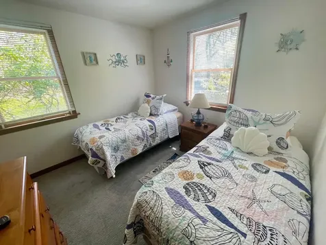 12 Lobsterville Road Aquinnah MA 02535