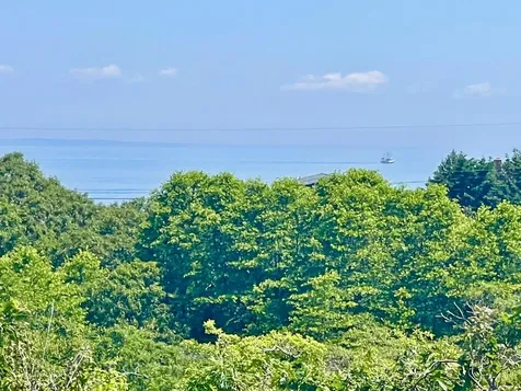 12 Lobsterville Road Aquinnah MA 02535