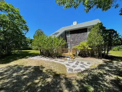 12 Lobsterville Road Aquinnah MA 02535