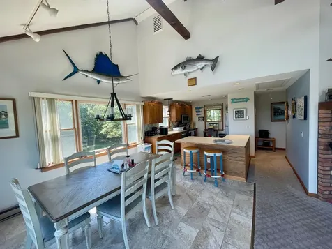 12 Lobsterville Road Aquinnah MA 02535