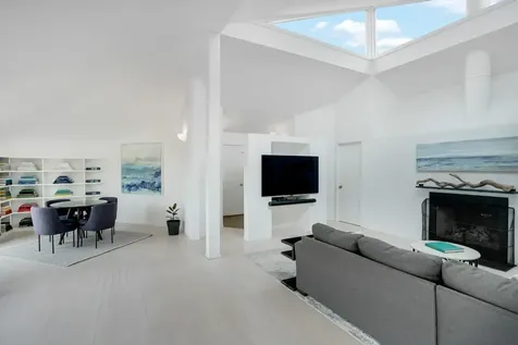 44 Cencelle Chilmark MA 02535