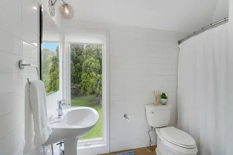 44 Cencelle Chilmark MA 02535