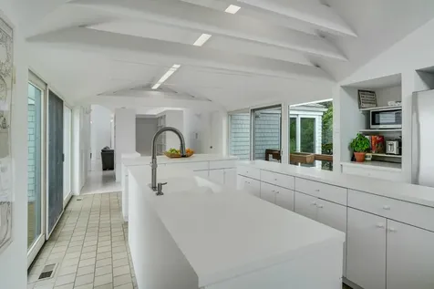 44 Cencelle Chilmark MA 02535