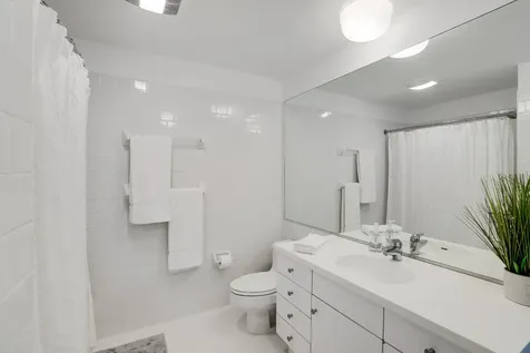 44 Cencelle Chilmark MA 02535