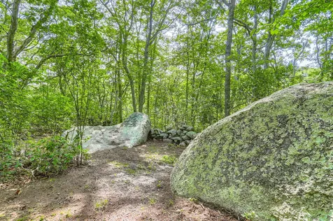 44 Cencelle Chilmark MA 02535