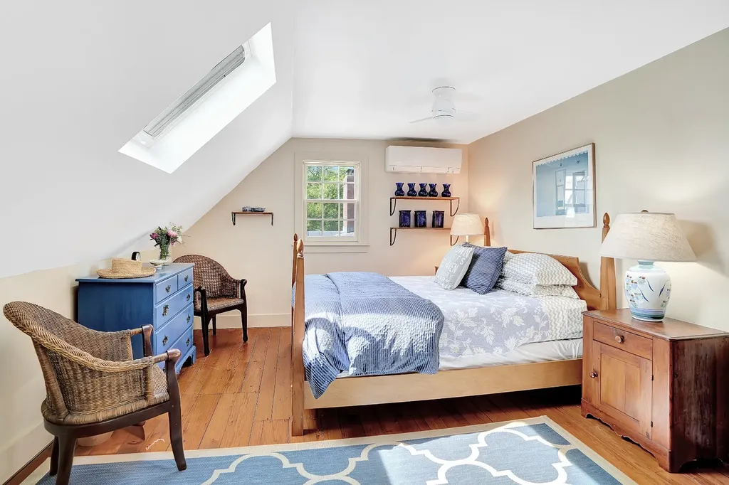 124, 116, 122 Old Farm Road Chilmark MA 02535