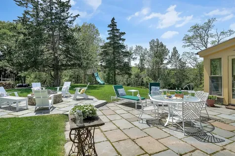 124, 116, 122 Old Farm Road Chilmark MA 02535