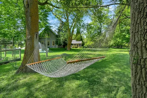 124, 116, 122 Old Farm Road Chilmark MA 02535