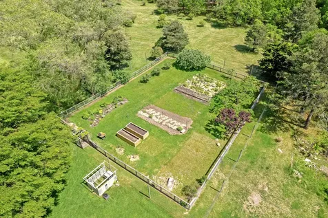 124, 116, 122 Old Farm Road Chilmark MA 02535