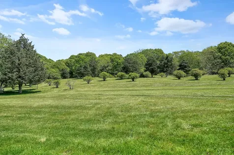 124, 116, 122 Old Farm Road Chilmark MA 02535