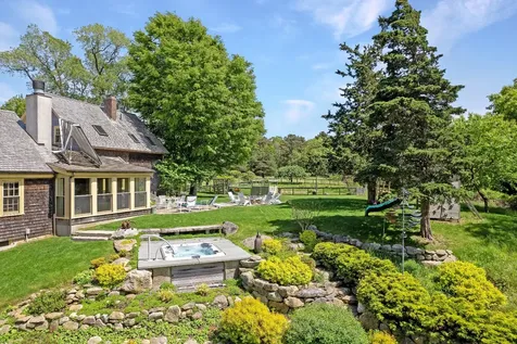 124, 116, 122 Old Farm Road Chilmark MA 02535